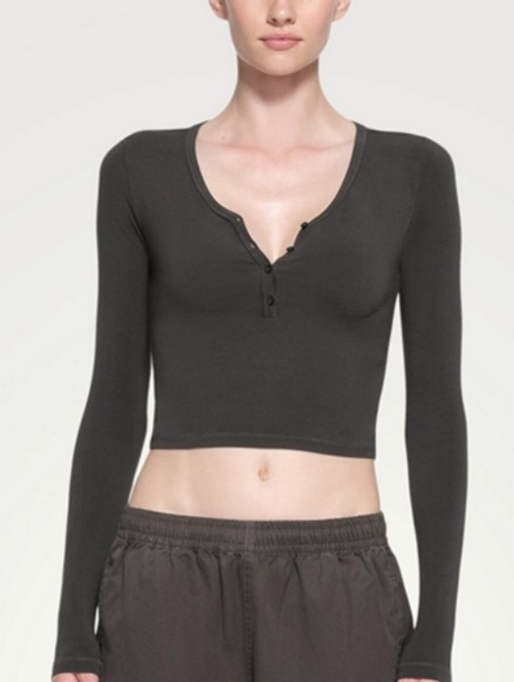 SKIMS New Vintage Long Sleeved Cropped Henley Size Large